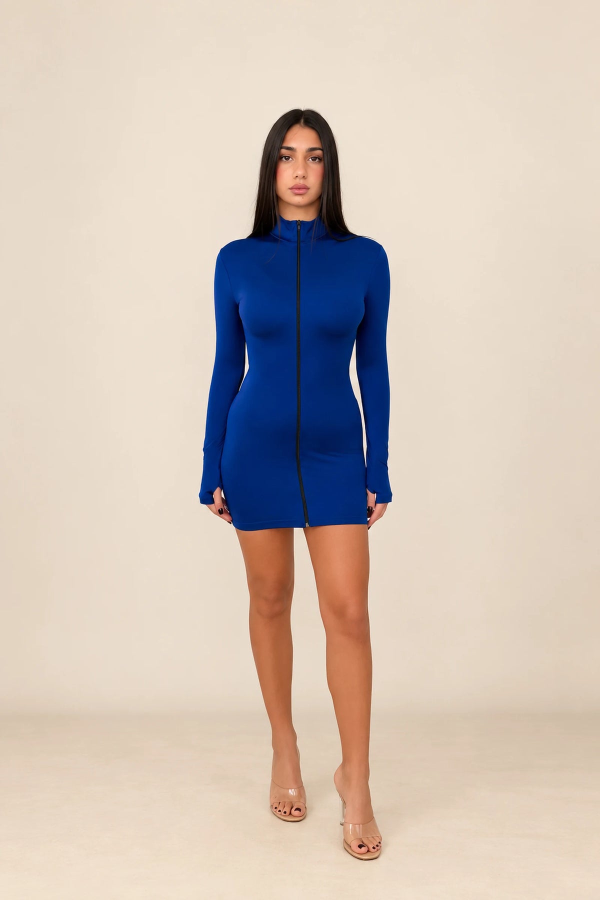 Ginevra abito blu fronte - studio